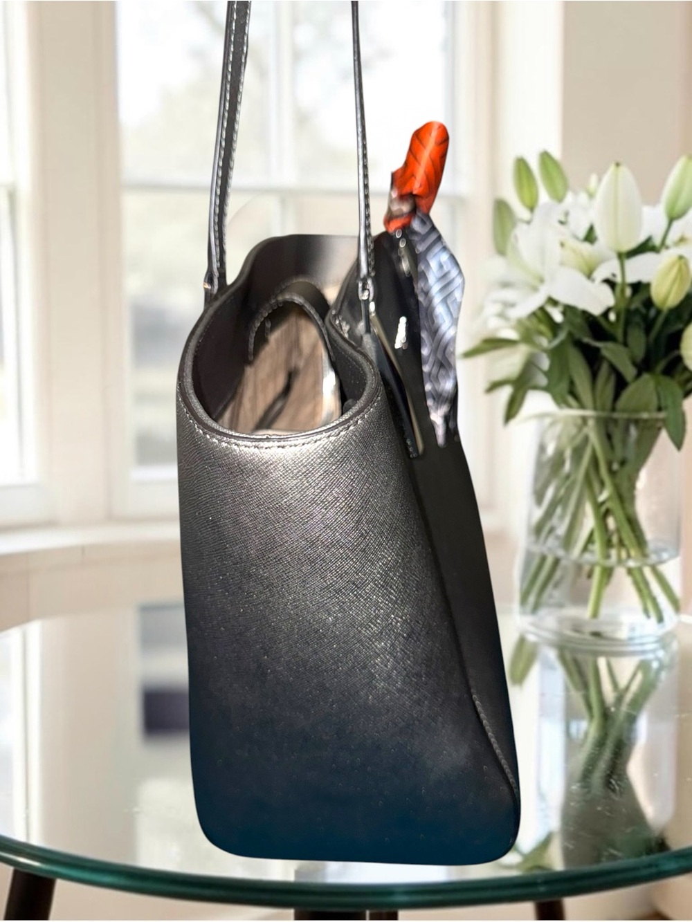 3FER Karl Lagerfeld Park Metallic Silver Tote with Matching Pouch & Accent Scarf - Picture 10 of 16